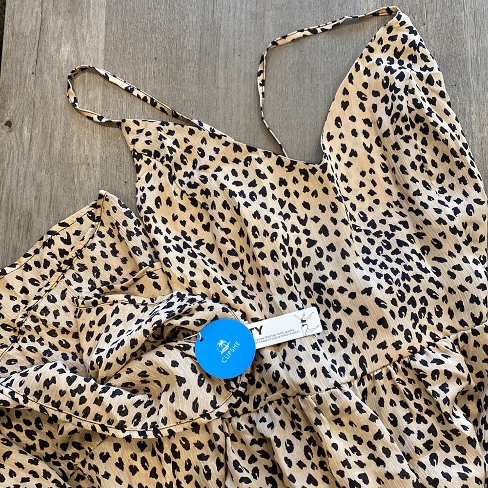 🐆‼️NWT‼️ CUPSHE Leopard Lace Up Backless Maxi